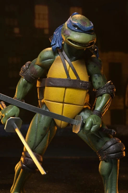 Neca Teenage Mutant Ninja Turtles (1990 Movie) Roof Top Battle Shredder vs Leo