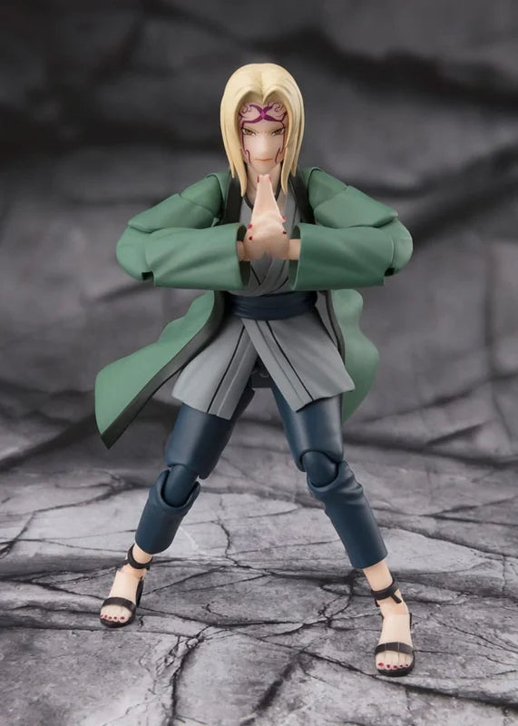 S.H. Figuarts Naruto Tsunade The legendary Medical Ninja