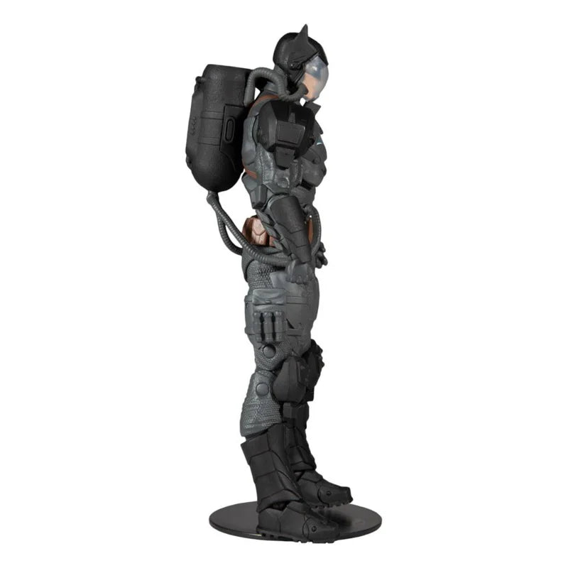 Figurine McFarlane Toys DC Multiverse Batman en combinaison Hazmat