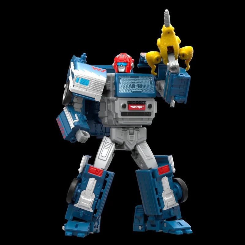 G2785 Stranger Things x Transformers Freakwency et 8-Trax