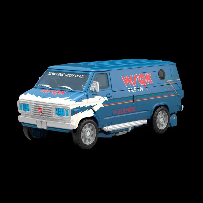 G2785 Stranger Things x Transformers Freakwency et 8-Trax