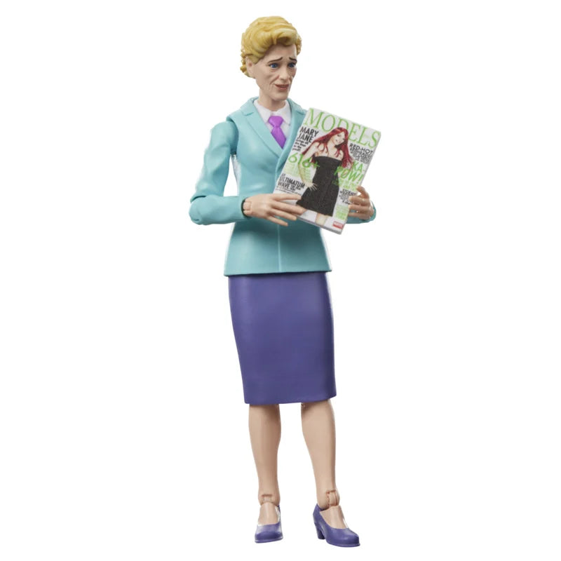 G5304 Marvel Legends Aunt May