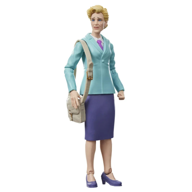 G5304 Marvel Legends Aunt May