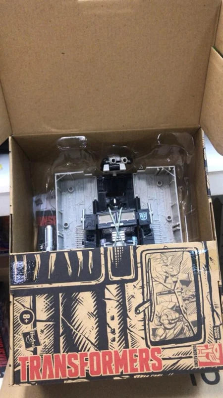 Hasbro WFC-E Optimus Prime Modo Sueño