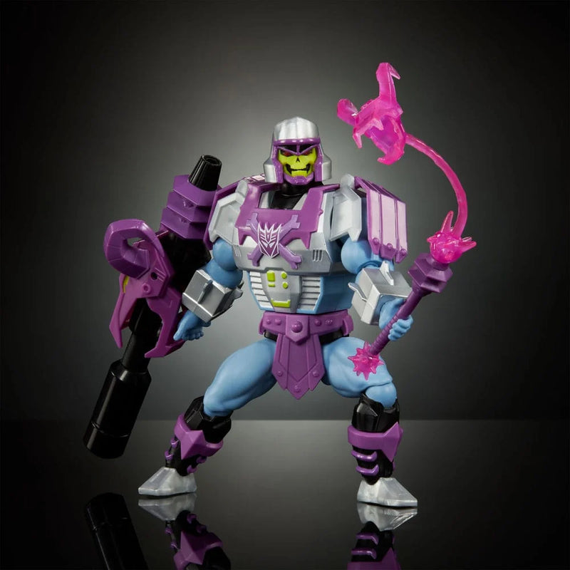 Les Maîtres de l'Univers x Transformers Armure de Megatron Skeletor