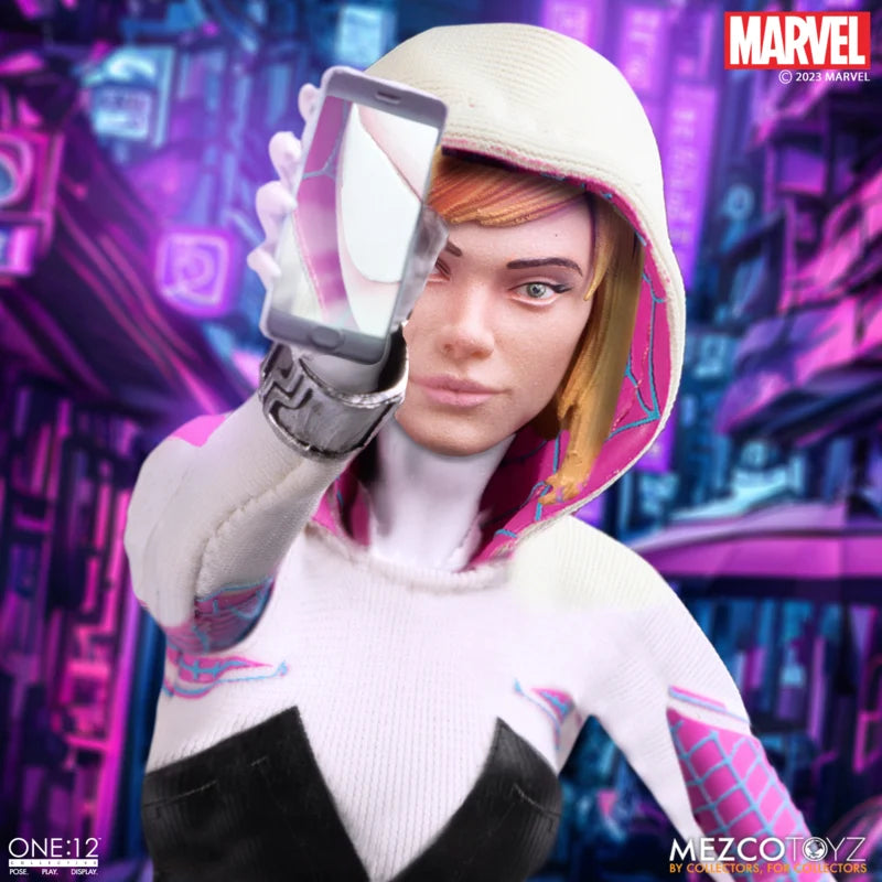 Mezco One 12 Collective Ghost Spider - Preventa