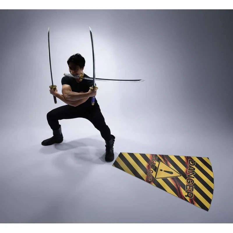 Ensemble Proplica Roronoa Zoro Style à 3 sabres de One Piece
